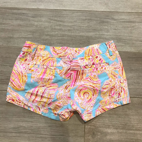 Lilly Pulitzer Walsh shorts - Picture 4 of 5
